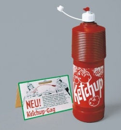 Stříkající lahev kečupu